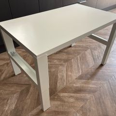 Children's Desk - Height adjustable - Pahl - Ikea