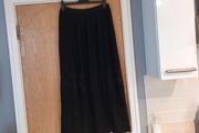 Autograph  Long Narrow  Pleated Skirt.  Size 12.  B.N.W.T