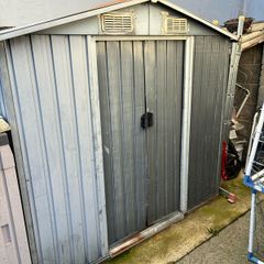 free good condition shed