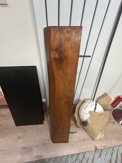 Mantle oak