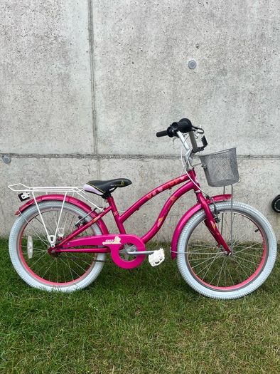 Child's Girls 20" bicycle our generation