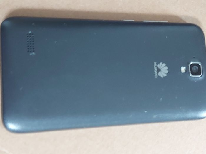 HUAWEI Y5, Model Y560-L01, Activation Locked, in very good cosmetic condition