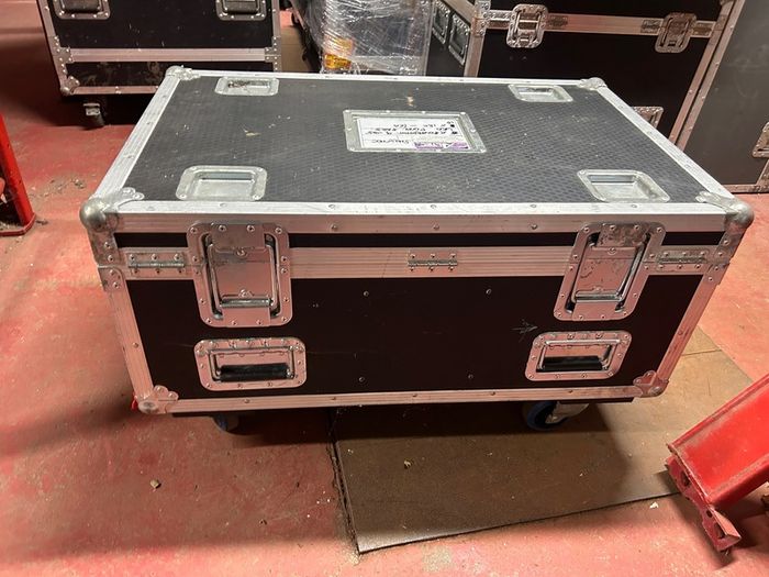 Flight Case for 8 Led pars Lights or similar
