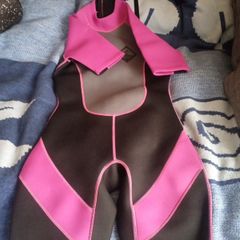 wetsuit