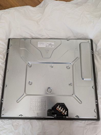 Neff N30 60cm Ceramic Hob  TL16EK0N1  2 Yrs Old