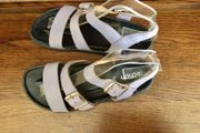 Schuh Ladies Lilac Leather Sandals size 6