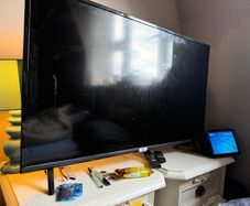 TCL Smart TV Perfect condition