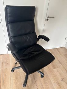 JYSK KASTBJERG Executive Office Chair - Like New (Only 2 months old)