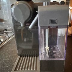 Nespresso DeLonghi Coffee Machine