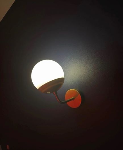 2 LED Wall Lights