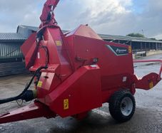 Straw blower/ chopper