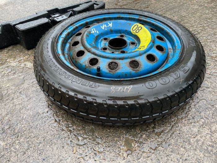 Kia Spare Wheel + jack
