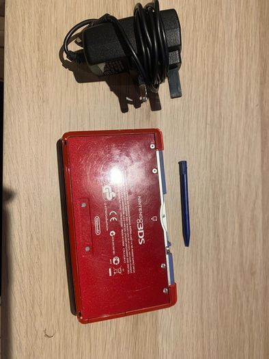Red nintendo 3ds modded