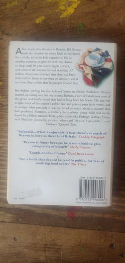 Notes from a Small Island - Bill Bryson