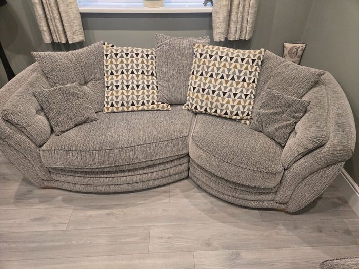 Sofa 3 seat and 2 seat sofa.