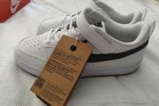 kids trainers, Nike court