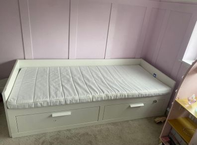 ikea day bed with mattress