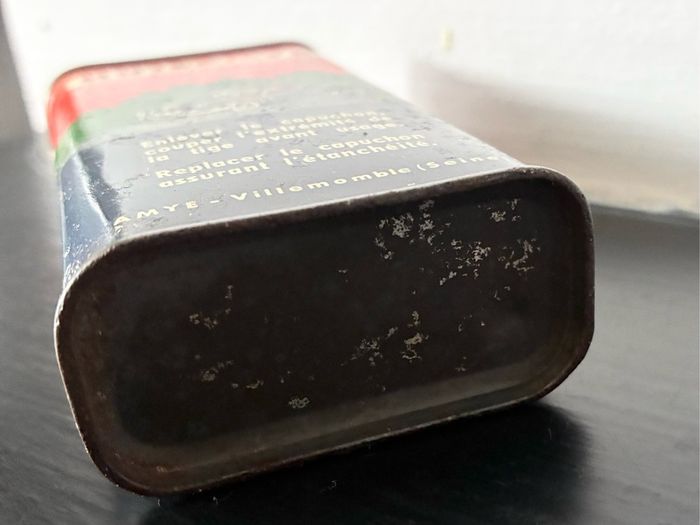 Vintage 1950's  / 60's  Handy Oil Tin