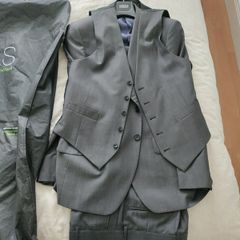 Suit