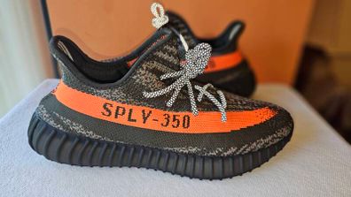 Authentic Brand New Yeezy 350 SOLRED UK9