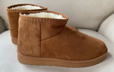 Mini Suede Fur Lined Boot in Tan