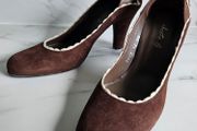 Ladies suede leather Roberto Gonzalez Spanish heeled shoes UK5 and UK6