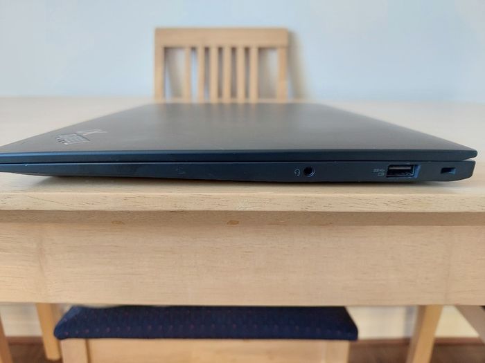 Lenovo ThinkPad X1 Carbon Gen 9 | i7-1185G7 | 16GB RAM | 256GB NVMe SSD | Full HD | Windows 11 Pro