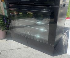 Electrolux EOA5451BAK Built In Multifunction Pyrolytic Fan Oven