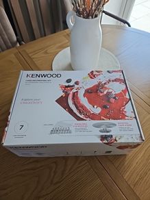 kenwood Cake decorating set