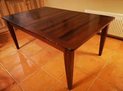 Dining room table