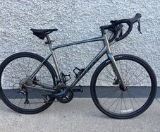 Giant Contend 2 Road Bike