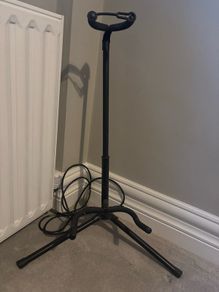 Guitar Stand & Amplifier