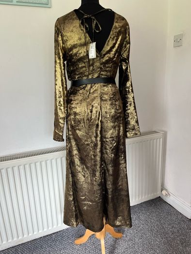 River Island
