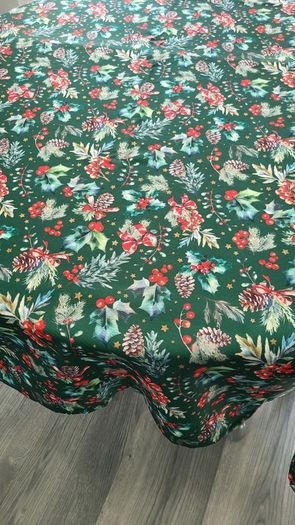 Christmas Tablecloths