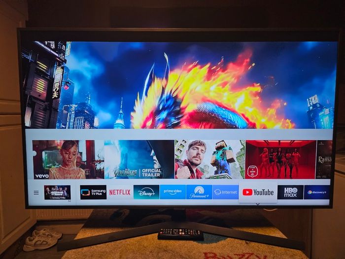 55" Samsung 4K Certified Ultra HD HDR Smart LED TV