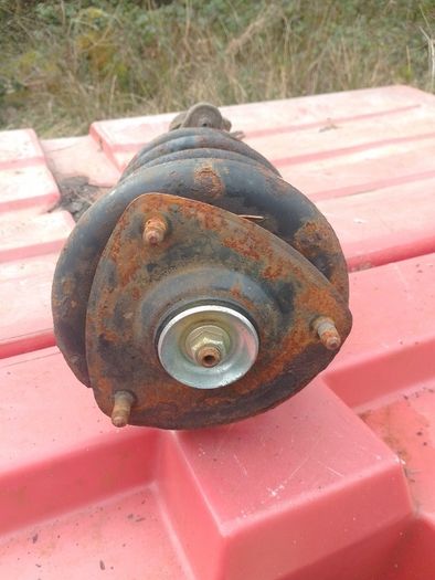Landrover Freelander 1 front drivers strut shock spring