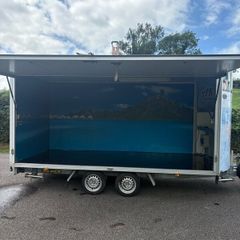 Event trailer