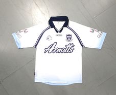 FREE POST 2002 Dublin GAA Shirt O'neills Jersey Gaelic Football Hurling Blue Arnotts Baile Atha Cliath Leinster Vintage Retro White Goalkeeper Goalie