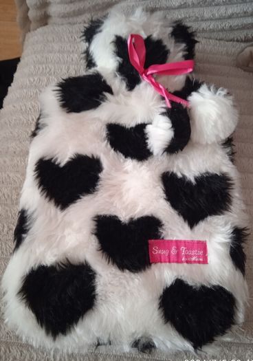 Snug and toastie hot water bottle