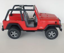Bruder red jeep international