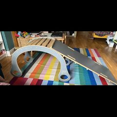 Wooden rocker / climbing