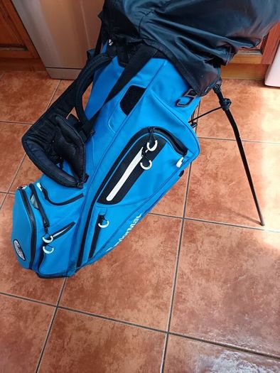 golf clubs
