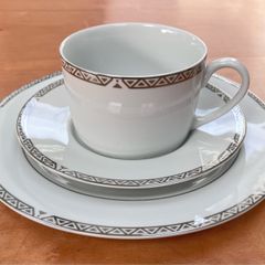 2004 Vintage Royal Doulton Platinum Collection Trio
