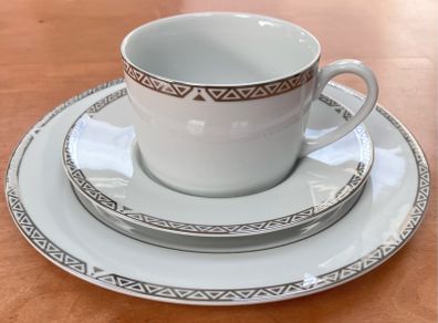 2004 Vintage Royal Doulton Platinum Collection Trio