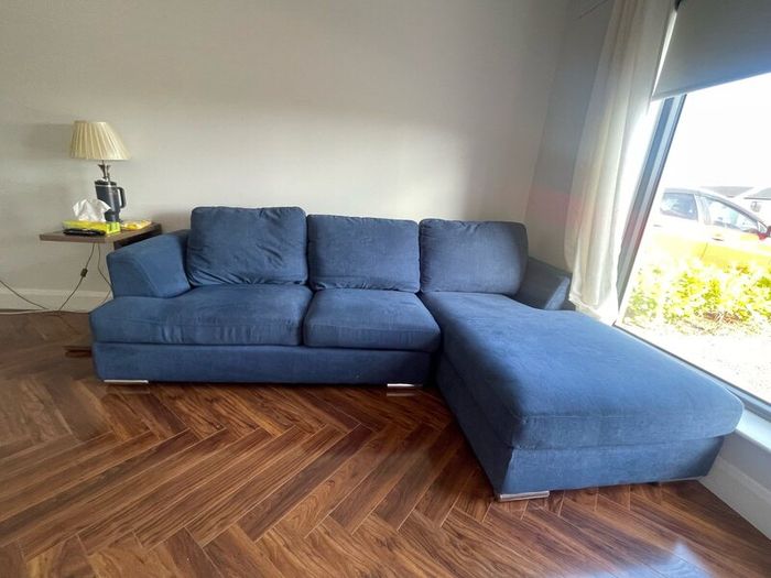 Sofa/couch L-shape