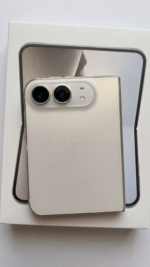 Apple iPhone Duo 512GB - Star White (Unlocked) - Open Box