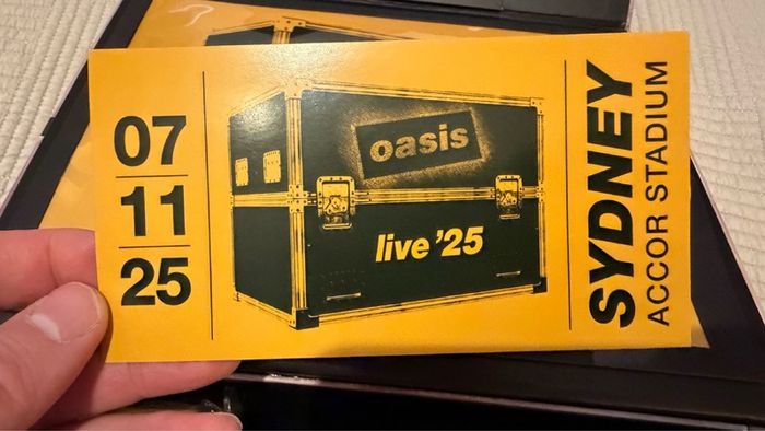 VIP Oasis Fan Pack Sydney Concert