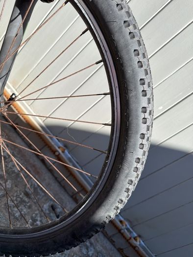 Carrera Valour 27.5
