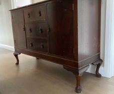 Vintage Mahogany Sideboard / Cabinet