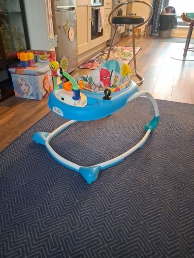 baby walker